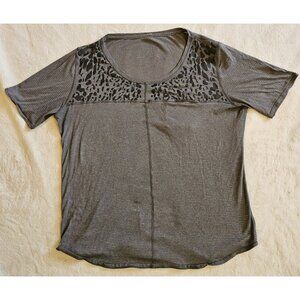 Lululemon T-Shirt Womens XL 12-14 Gray Cheetah Running Front Pocket Yoga